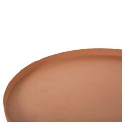 όπως επίσης και ότι η περίμετρος της επιφάνειας είναι υπερυψωμένη και μοιάζει με πιάτο. Ιδανικό τόσο για το σπίτι