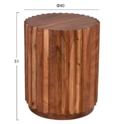 Το SEDGE είναι ένα στρογγυλό βοηθητικό τραπέζι για το σαλόνι σε φυσικό χρώμα ξύλου. Το τραπέζι είναι ένα κυλινδρικό μασίφ κομμάτι ποιοτικού ξύλου με όμορφες πτυχώσεις. Πρόκειται για ένα σχετικά ψηλό τραπεζάκι με μικρή επιφάνεια που θα σας ικανοποιήσει στο έπακρο. <br />