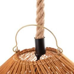 αυτό είναι η καλύτερη επιλογή. Είναι ένα μονόφωτο φωτιστικό με κομψότατο καπέλο από φυσικό Rattan σε ΜΠΕΖ ΤΗΣ ΑΜΜΟΥ χρώμα. <br  width=
