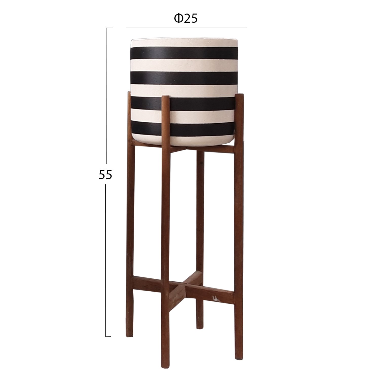 Η γλάστρα εσωτερικού χώρου (κασπό) RENTIL είναι κατασκευασμένη από Fiber Cement σε ΛΕΥΚΟ και ΜΑΥΡΟ χρώμα σε ρίγες. Το ιδιαίτερο χαρακτηριστικό της είναι ότι συνοδεύεται και τοποθετείται σε μια χιαστί βάση από ξύλο teak. Συνιστάται η τοποθέτηση εσωτερικού δοχείου εάν πρόκειται να την χρησιμοποιήσετε με νερό!
