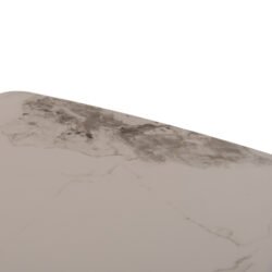 η οποία είναι κεραμική σε χρωματισμό ΛΕΥΚΟΥ/ΚΑΦΕ ΜΑΡΜΑΡΟΥ. Στηρίζεται σε 2 ημικυλινδρικά πόδια από MDF σε σκούρο ΓΚΡΙ χρώμα με υφή πτυχώσεων